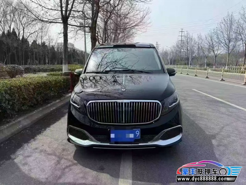 18年奔驰V轿车