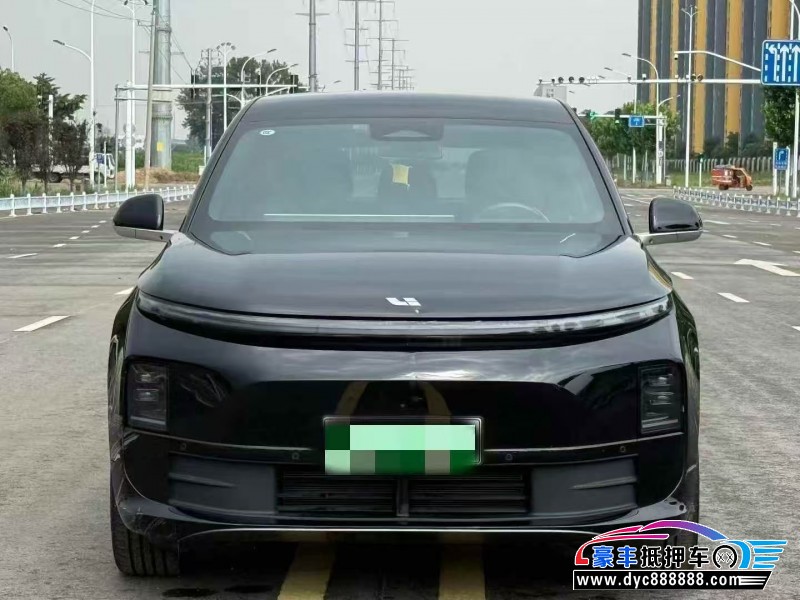 24年理想L6轿车