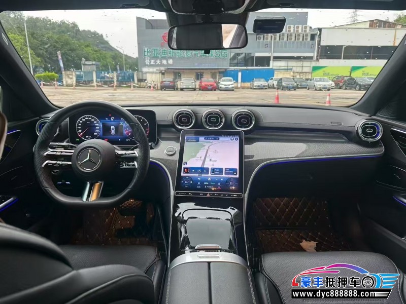 22年奔驰C轿车抵押车出售