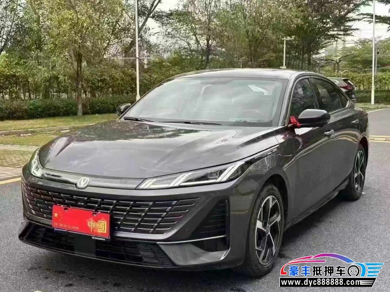26年长安逸动轿车抵押车出售