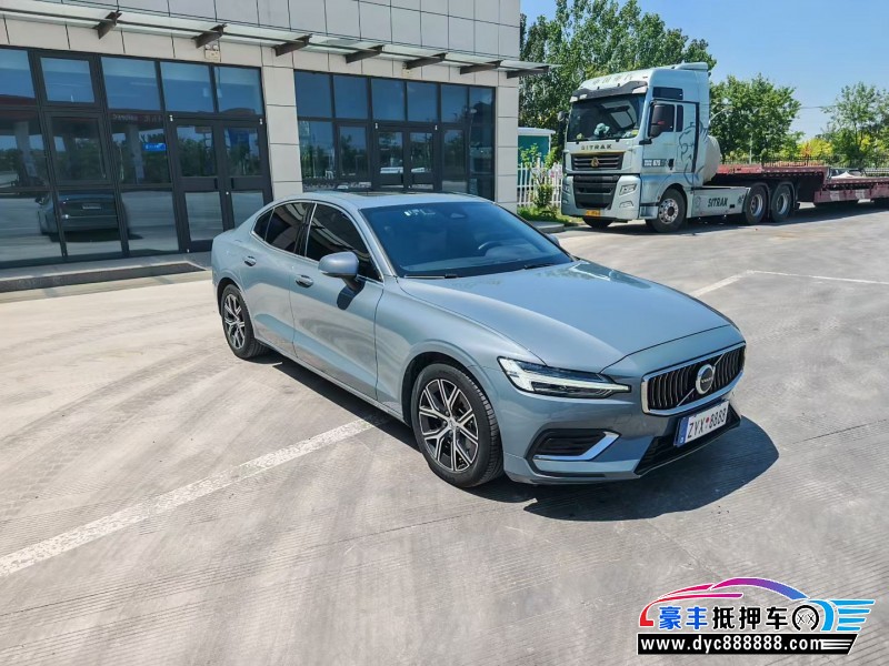 22年沃尔沃S60轿车抵押车出售