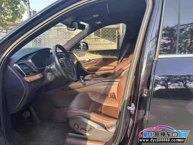 22年沃尔沃XC90轿车抵押车出售