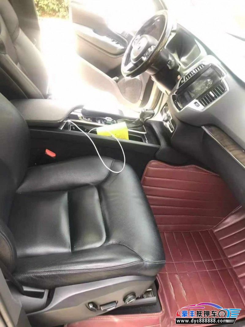 16年沃尔沃XC90轿车抵押车出售