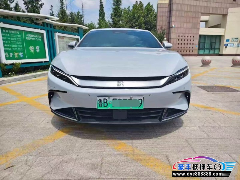 25年比亚迪汉轿车抵押车出售