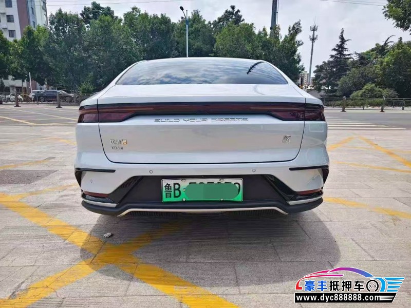 25年比亚迪汉轿车抵押车出售