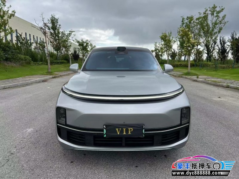 22年理想L9轿车抵押车出售