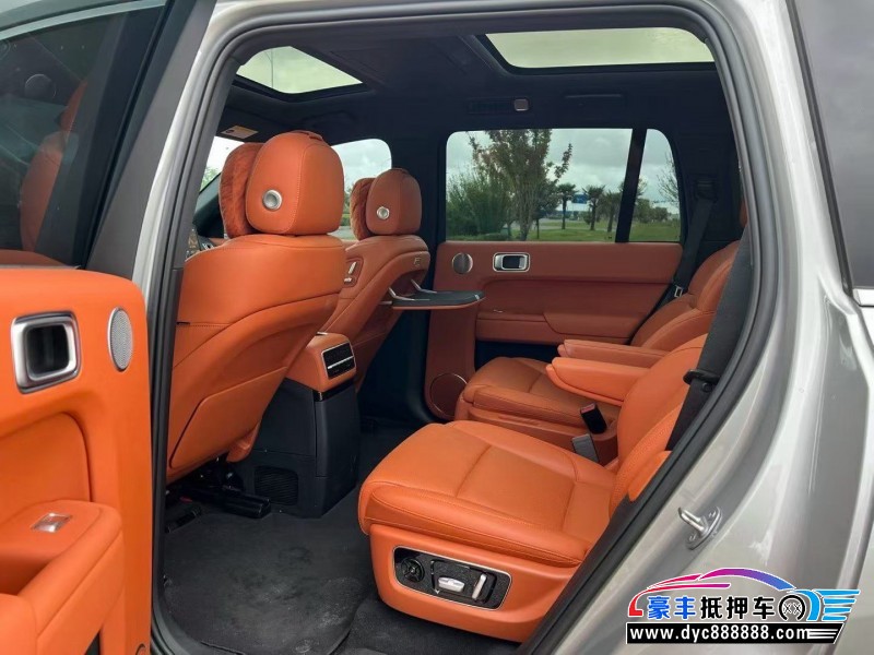 22年理想L9轿车抵押车出售