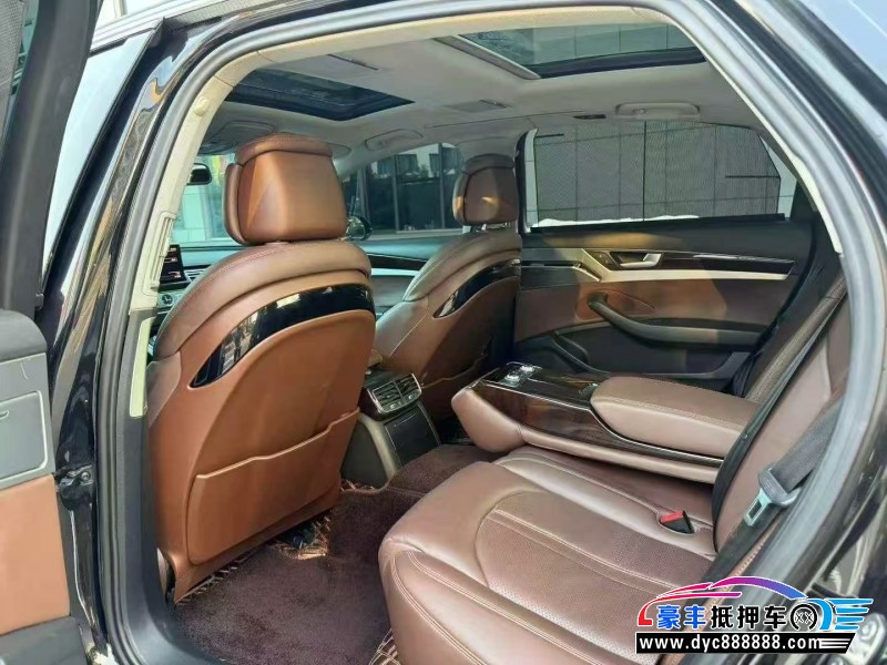 15年奥迪A8L轿车抵押车出售