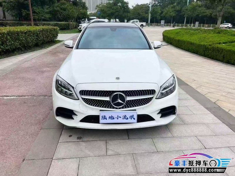 抵押车出售22年奔驰C轿车