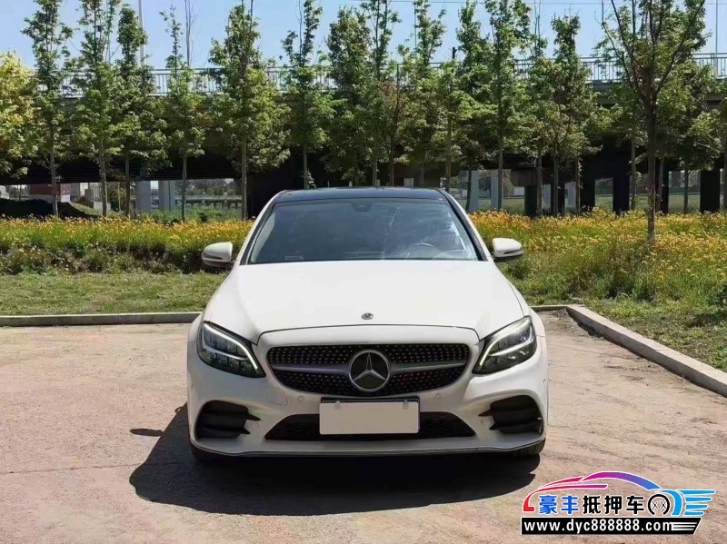 21年奔驰C轿车抵押车出售