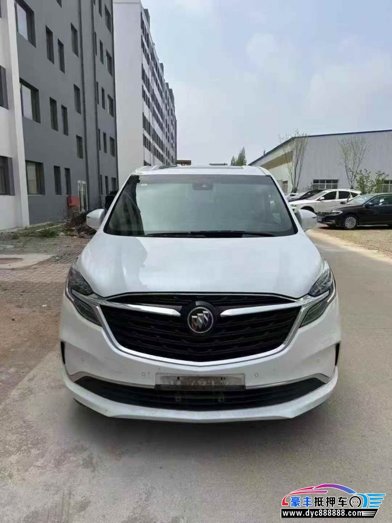 抵押车出售21年别克GL8轿车