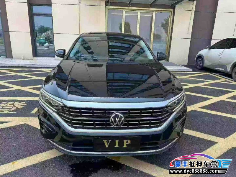 抵押车出售21年大众帕萨特轿车
