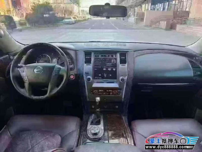 18年日产途乐轿车抵押车出售