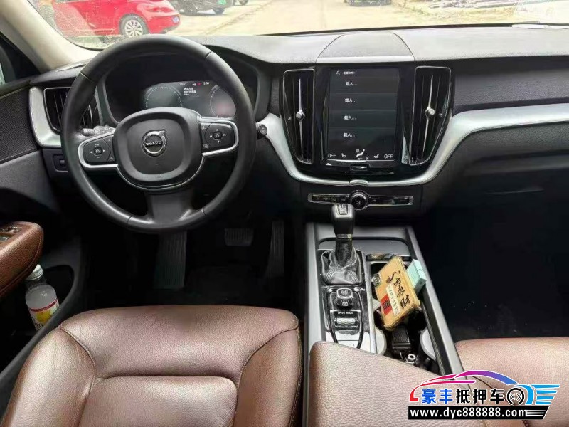 18年沃尔沃XC60轿车抵押车出售
