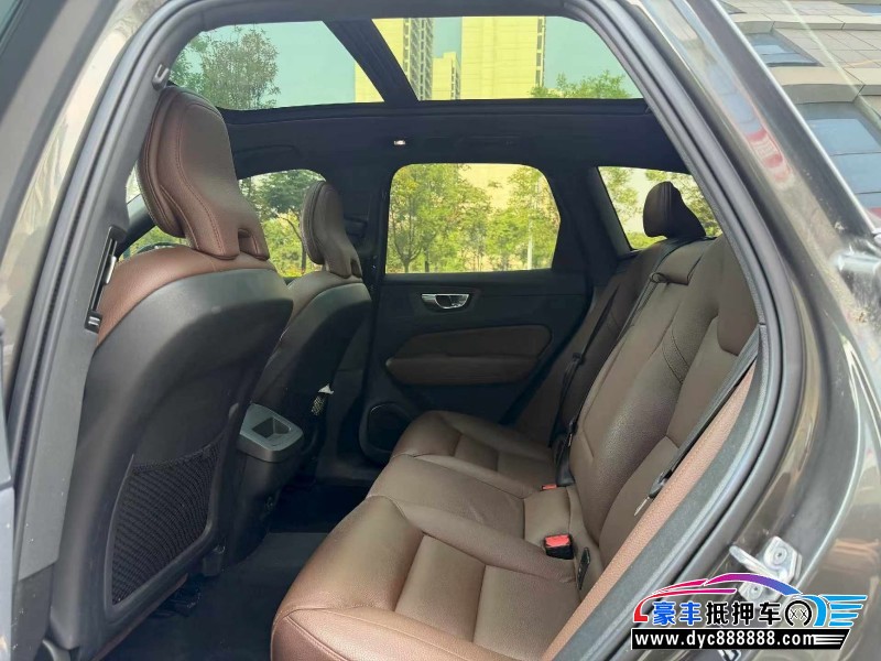 22年沃尔沃XC60轿车抵押车出售