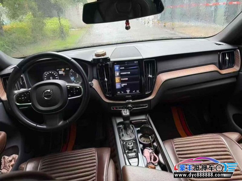 20年沃尔沃XC60轿车抵押车出售