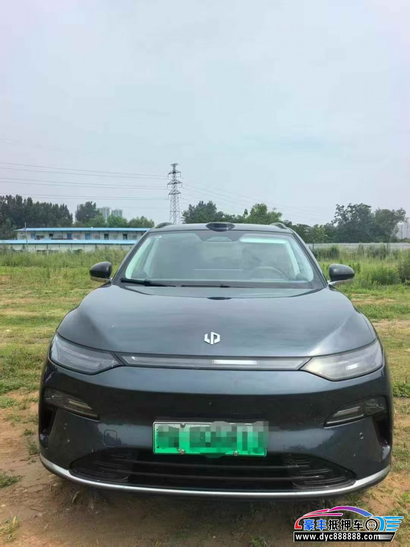 抵押车出售26年零跑C11轿车