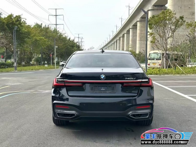17年宝马7系轿车抵押车出售