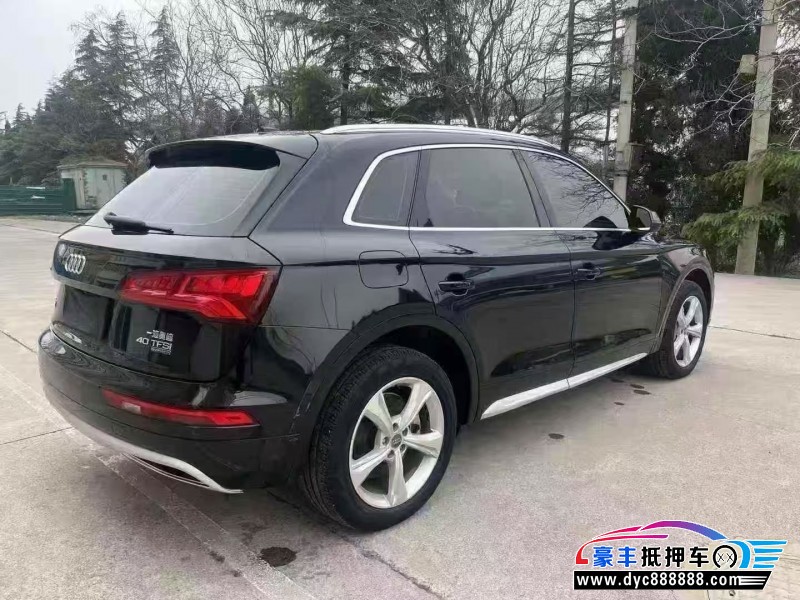 21年奥迪Q5轿车抵押车出售