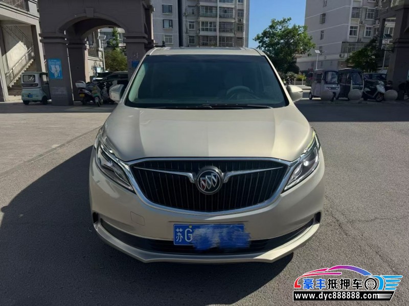 抵押车出售19年别克GL8轿车