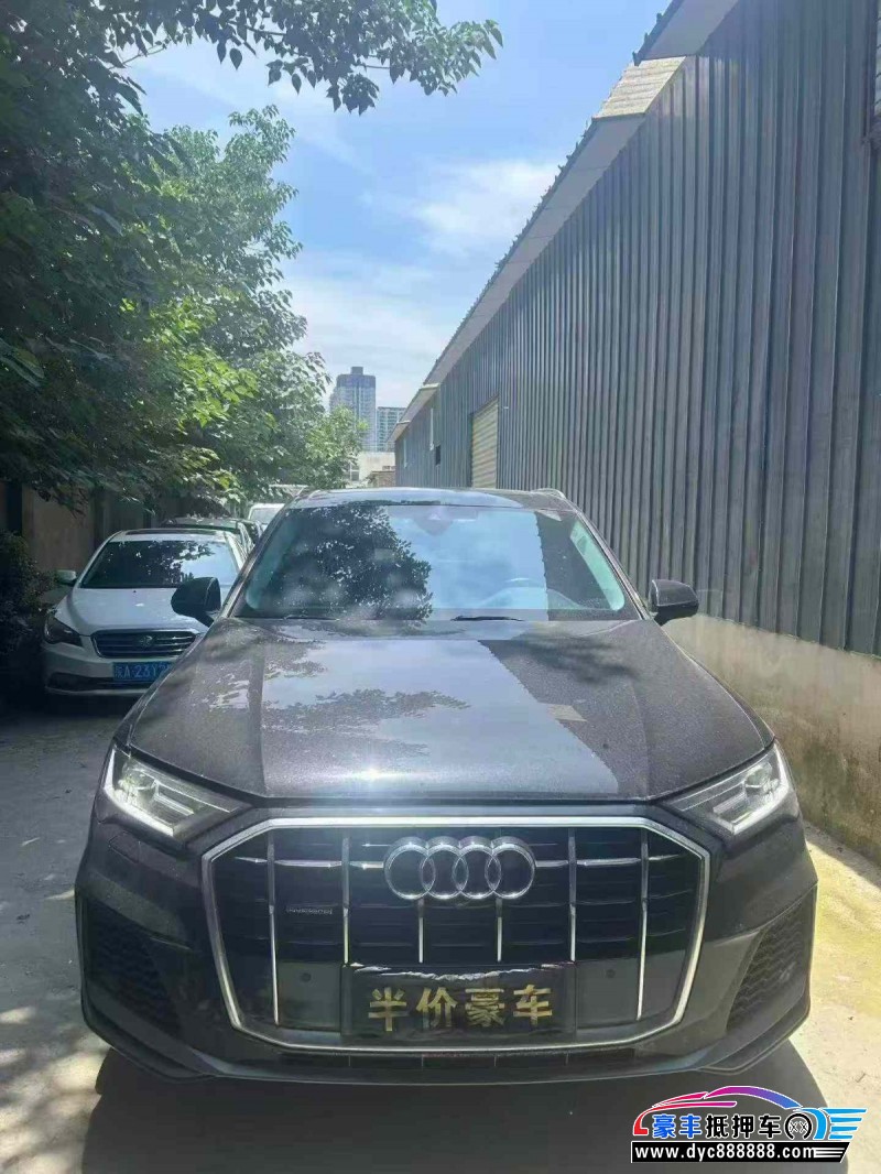 23年奥迪Q7轿车抵押车出售