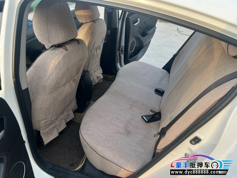 13年起亚K3轿车抵押车出售