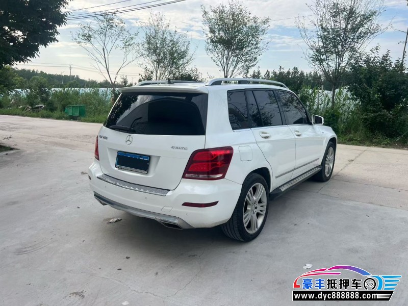 15年奔驰GLK轿车抵押车出售