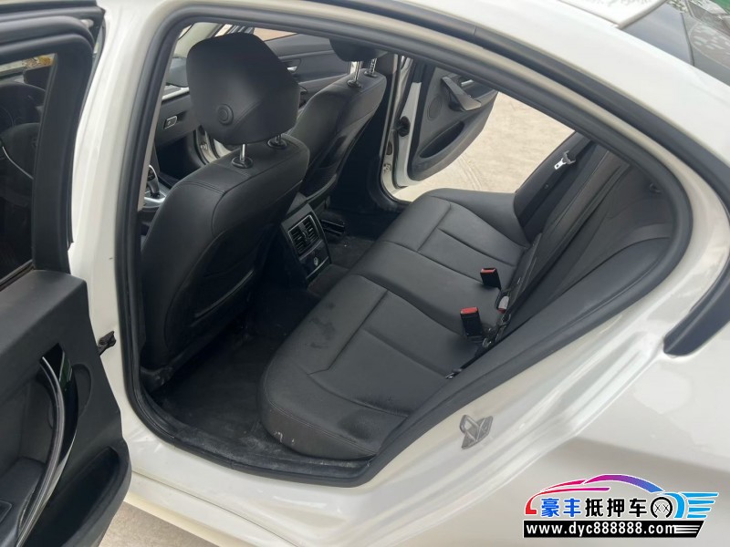 17年宝马3系轿车抵押车出售