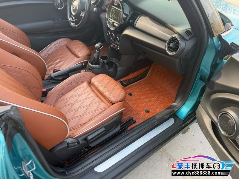 18年宝马MINI轿车抵押车出售