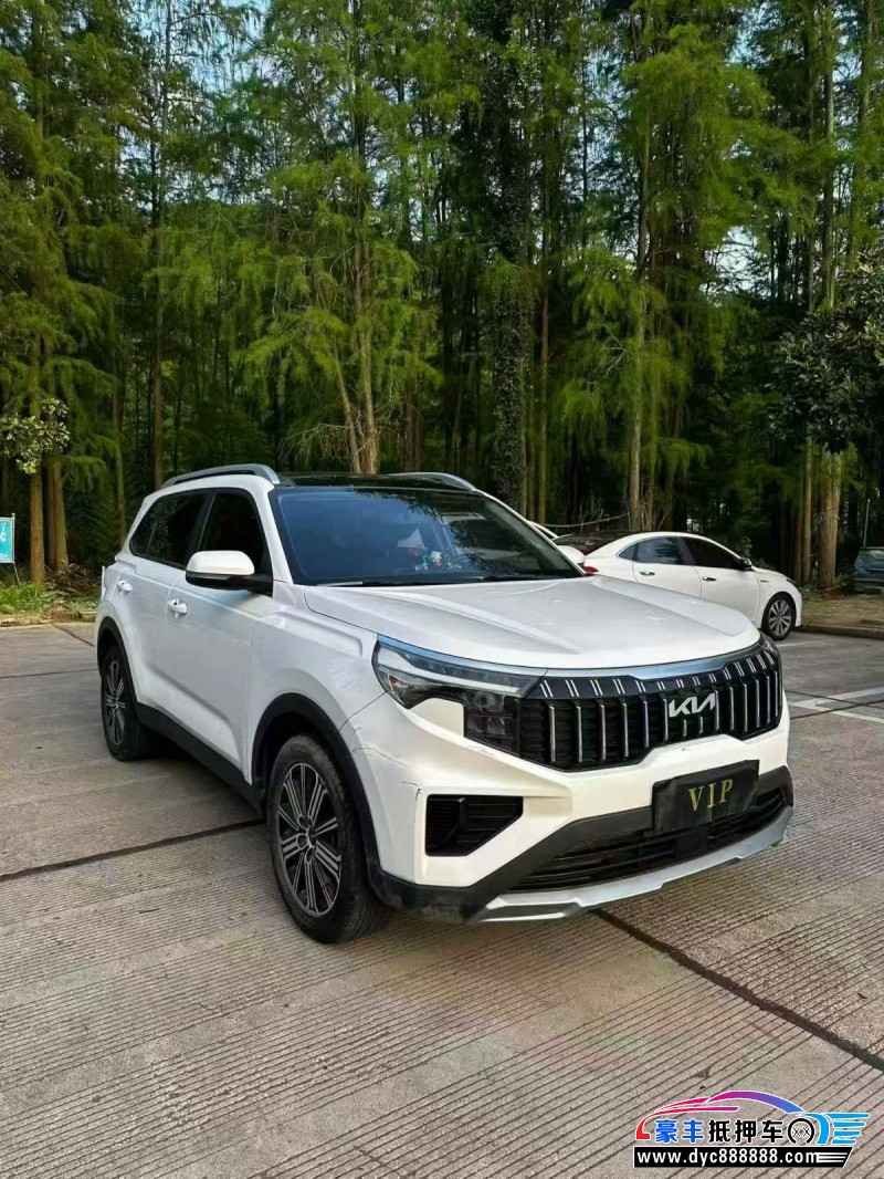 抵押车出售21年起亚智跑轿车