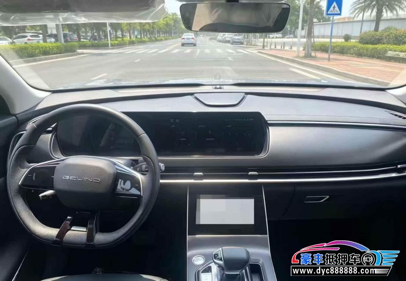 25年北京x7轿车抵押车出售