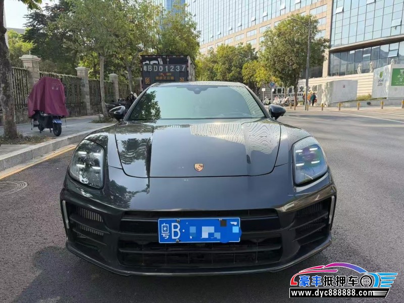 抵押车出售24年保时捷帕纳梅拉轿车