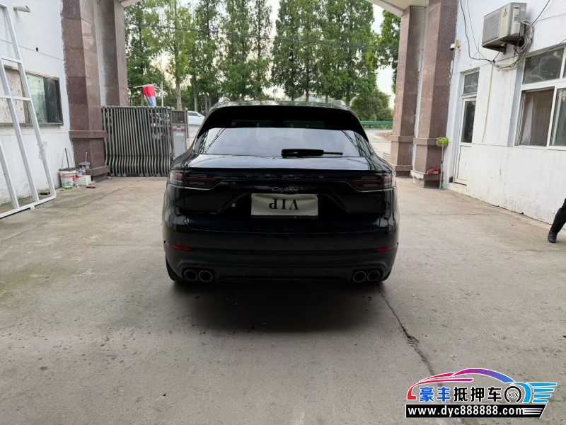 21年保时捷卡宴SUV抵押车出售