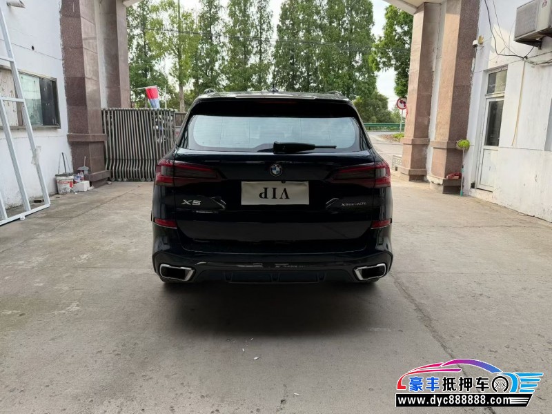 22年宝马X5SUV抵押车出售