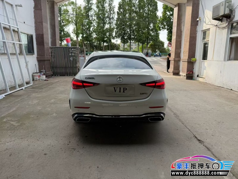 24年奔驰C轿车抵押车出售