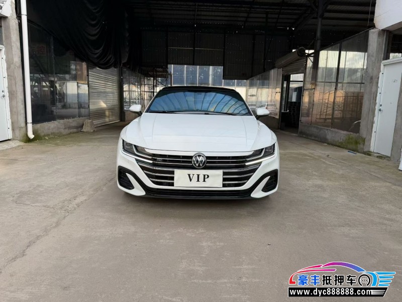 抵押车出售23年大众CC轿车