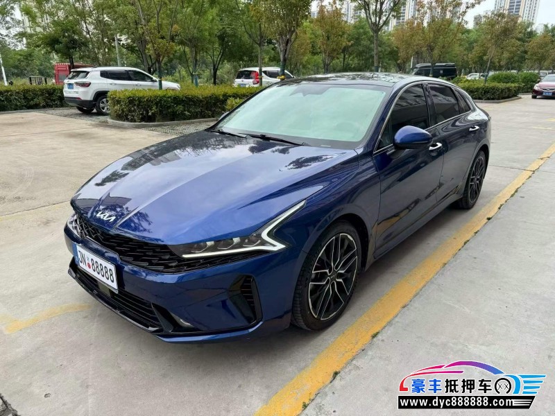22年起亚K5轿车抵押车出售