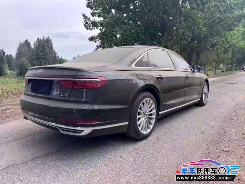 22年奥迪A8L轿车抵押车出售