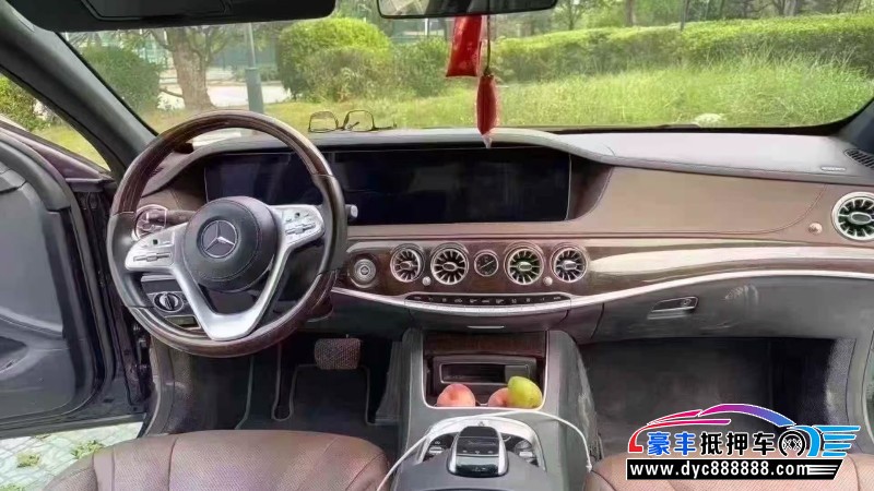 18年奔驰S轿车抵押车出售