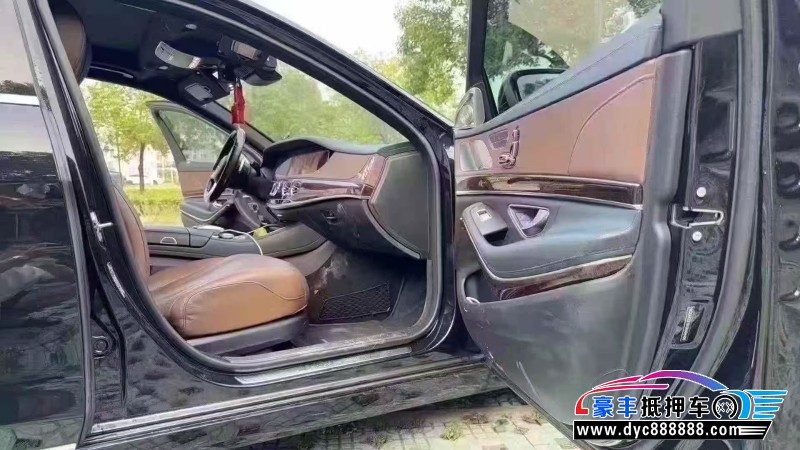 18年奔驰S轿车抵押车出售