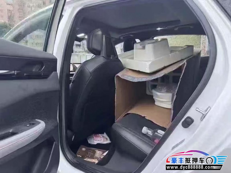 23年长安长安UNI轿车抵押车出售