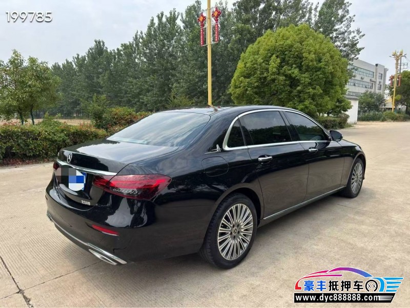 22年奔驰E轿车抵押车出售