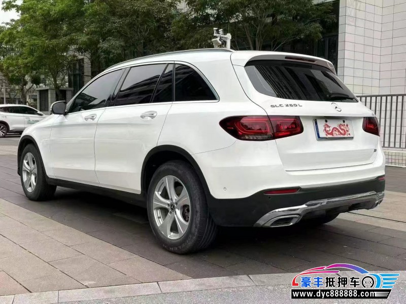 20年奔驰GLC轿车抵押车出售