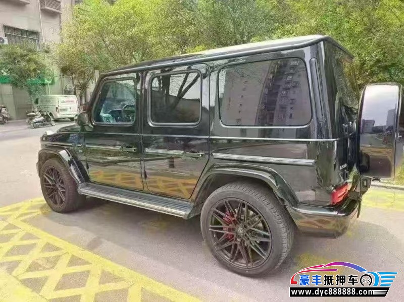 25年奔驰G轿车抵押车出售