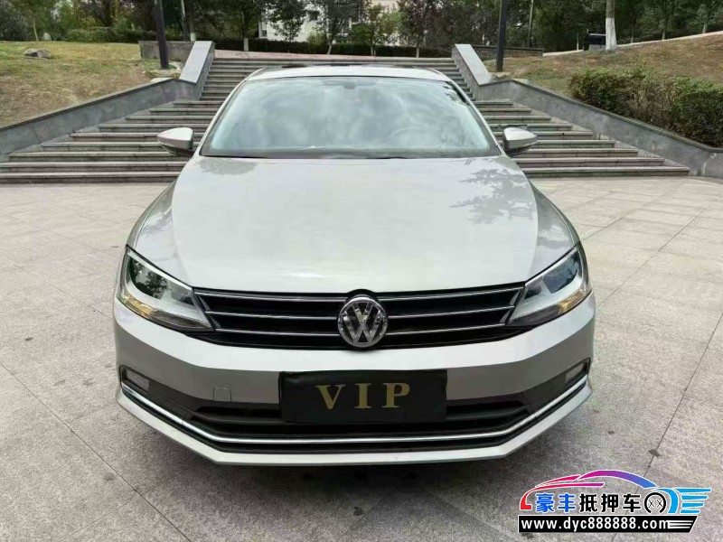 18年大众速腾轿车抵押车出售