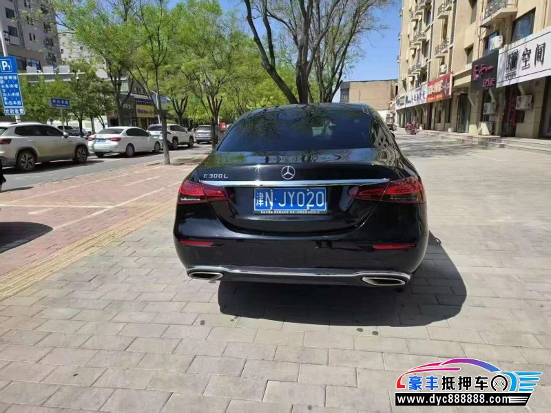 19年奔驰E轿车抵押车出售