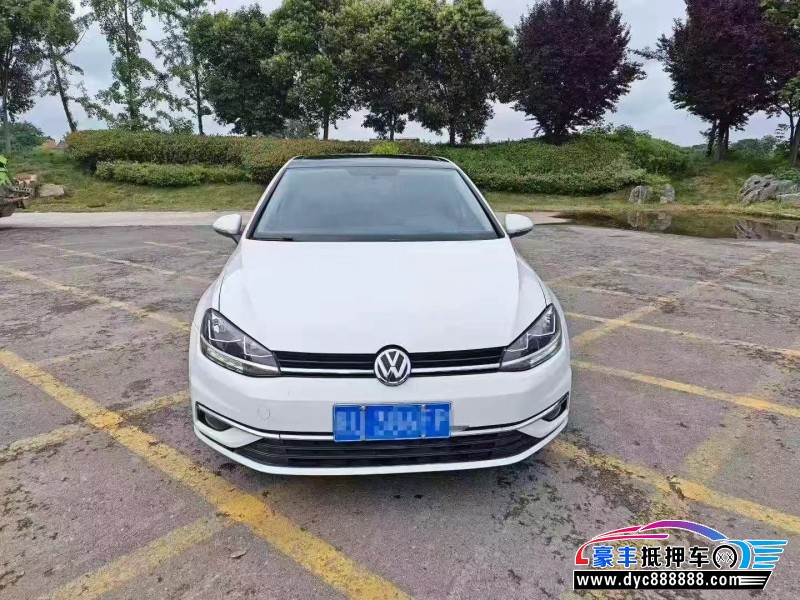 18年大众高尔夫轿车抵押车出售
