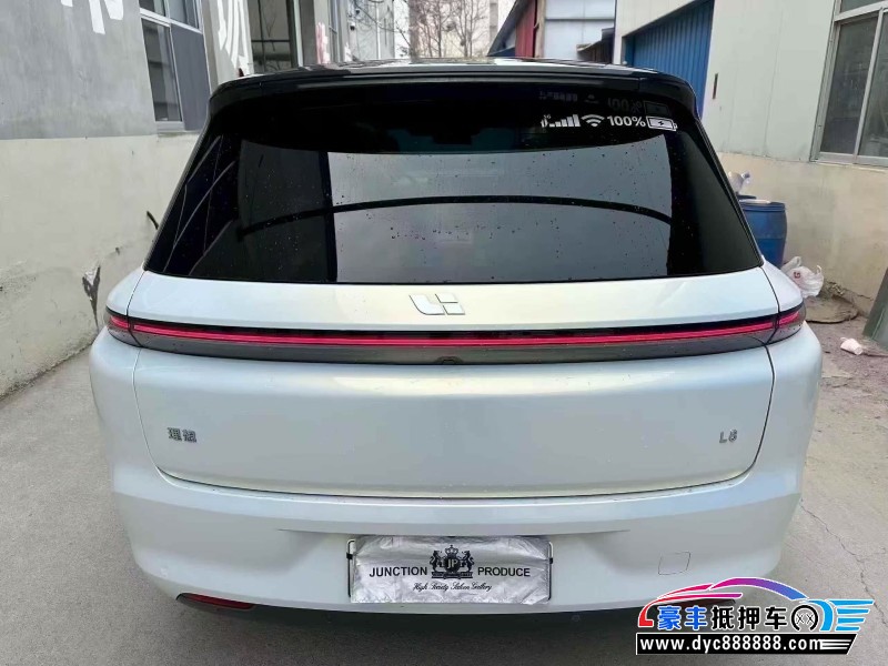 23年理想L8轿车抵押车出售