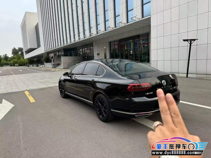 19年大众迈腾轿车抵押车出售