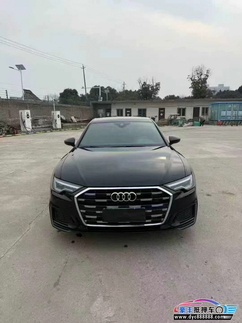 抵押车出售22年奥迪A6L轿车